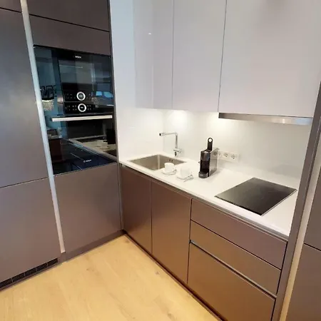 White Pearl 2.02 Apartment